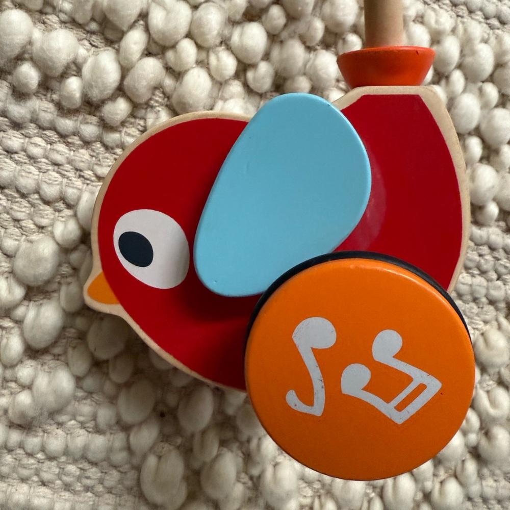 EUC - LILLY THE BIRD: wooden infant baby toy Hape Lilly Musical Push Along - Picture 3 of 4